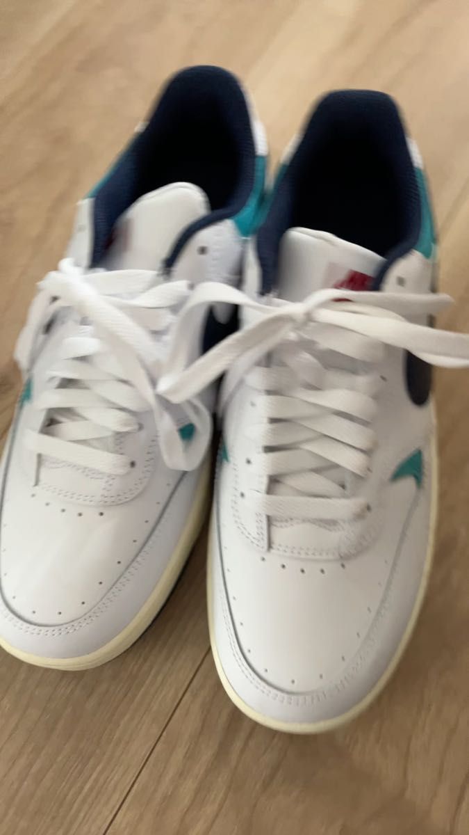 スニーカー NIKE