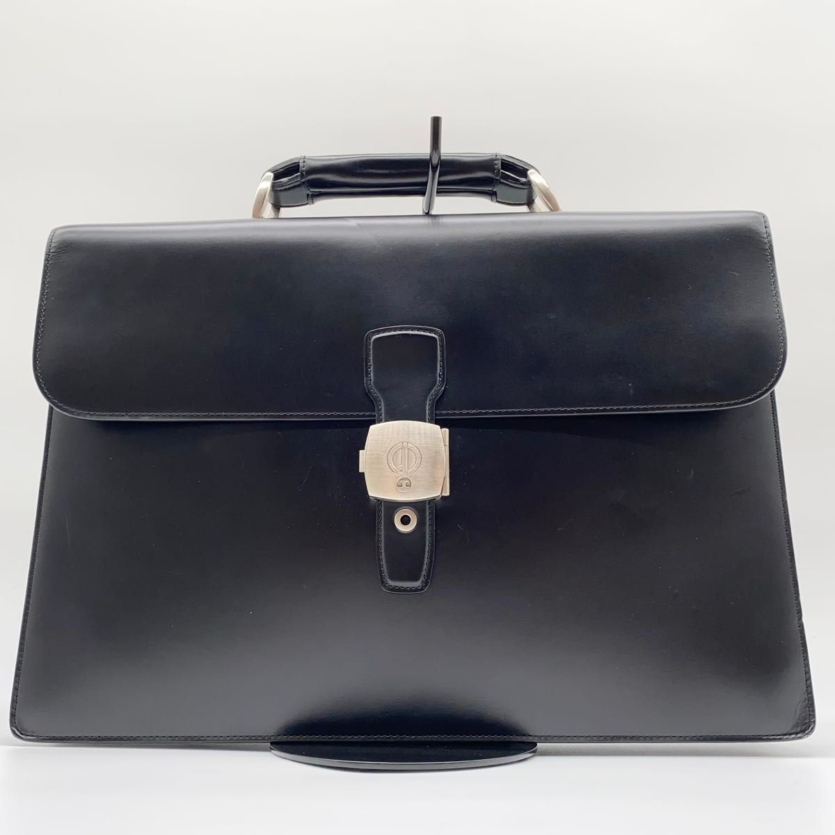 極美品】ダンヒル ビジネスバッグ ダレスバッグ シルバー金具 極美品】ダンヒル ビジネスバッグ ダレスバッグ シルバー金具