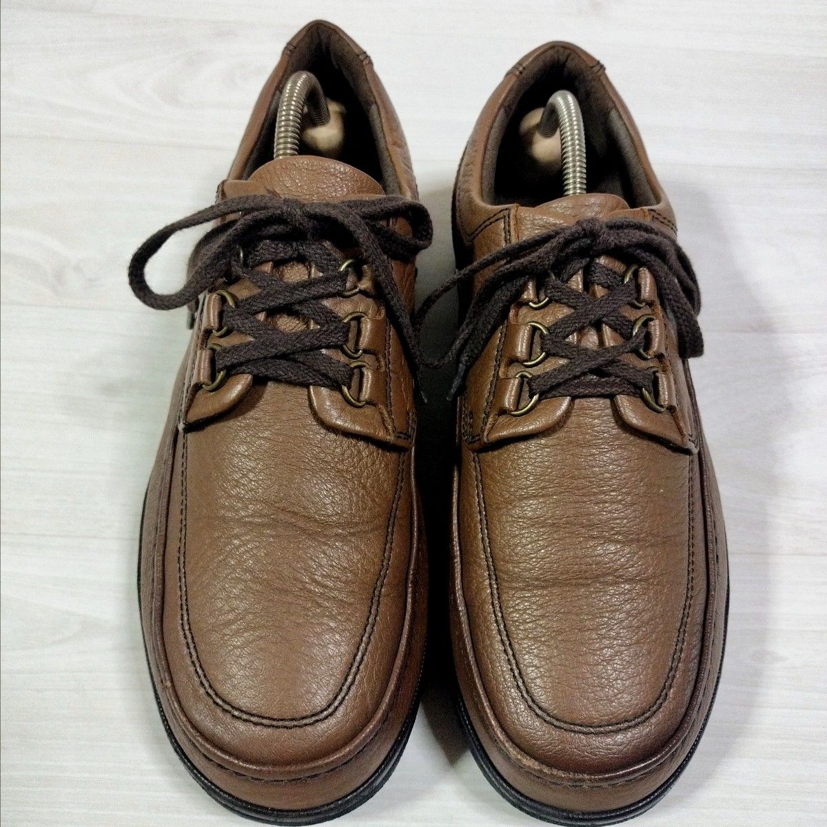 ASICS】アシックス ペダラ Uチップ シボ加工 革靴 25 5EEEE 茶 ASICS】アシックス ペダラ Uチップ シボ加工 革靴 25 5EEEE 茶
