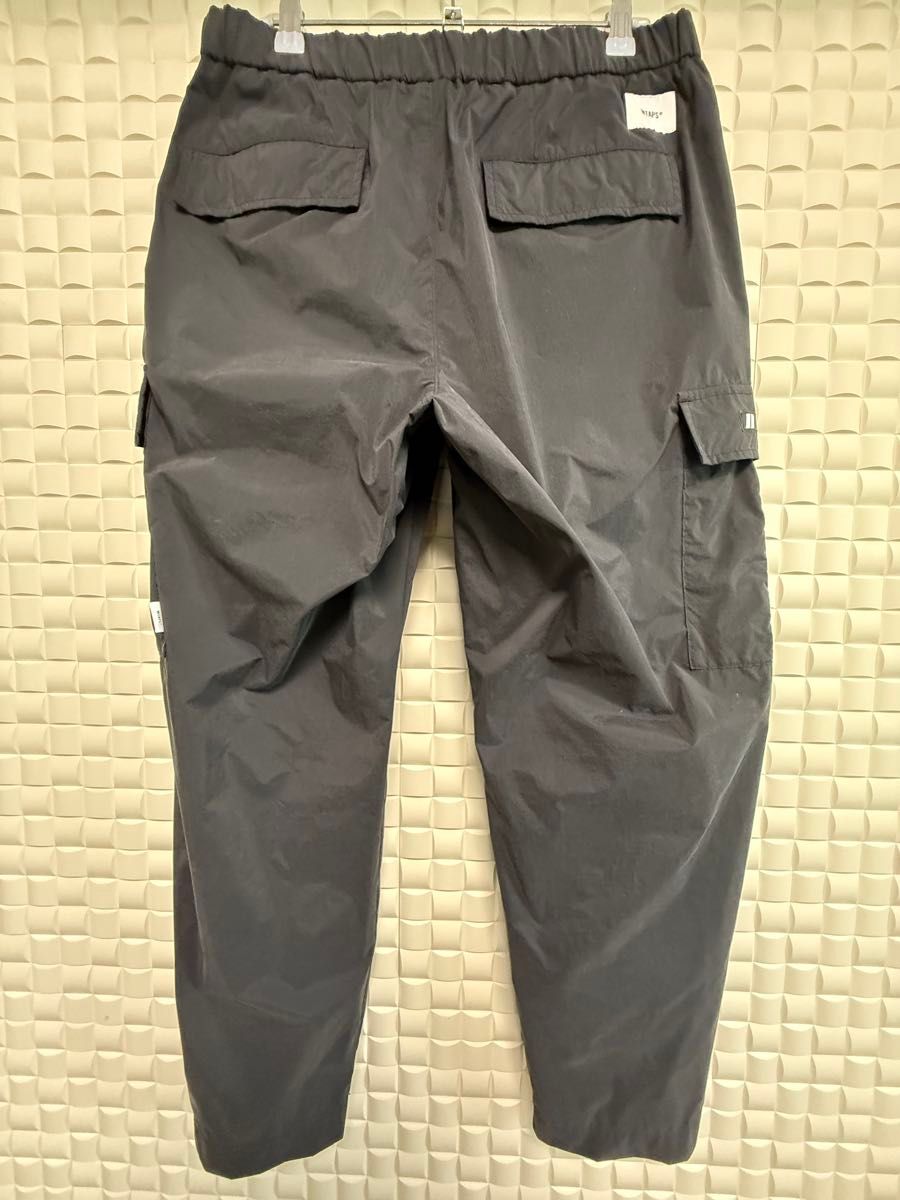 美品】WTAPS 241CWDT-PTM02 LEZ/ 6P / TROUSERS ナイロンパンツ 美品】WTAPS 241CWDT-PTM02 LEZ/ 6P / TROUSERS ナイロンパンツ