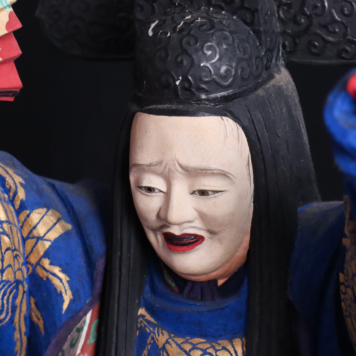 宙】日展評議員 綿引司郎 彩色木彫「高砂」能人形 高39cm 共箱 宙】日展評議員 綿引司郎 彩色木彫「高砂」能人形 高39cm 共箱