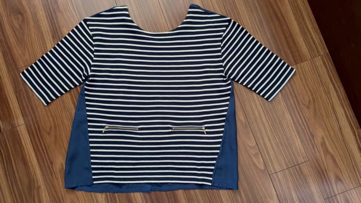 【未使用】ボーダーカットソー プルオーバー ブラウス Tシャツ
