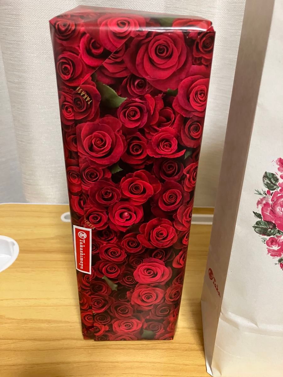 森伊蔵 金ラベル 720ml 25度 高島屋包装紙ラッピング済 未開封 森伊蔵 金ラベル 720ml 25度 高島屋包装紙ラッピング済 未開封