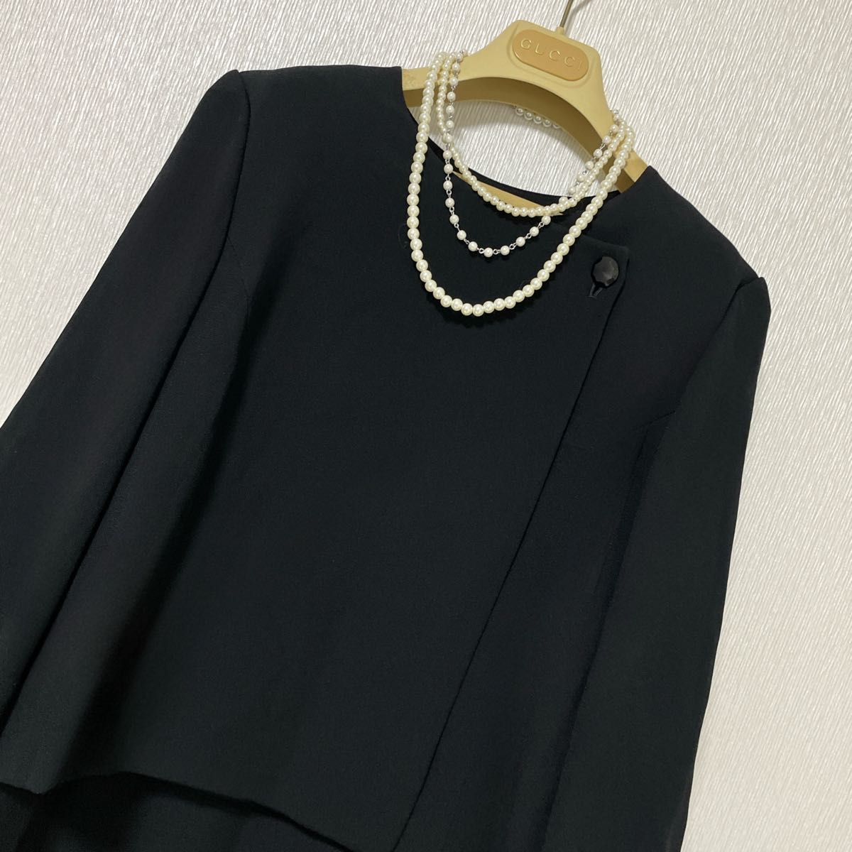 ニナリッチ イギン 日本製 高級礼服 喪服 ジャケット一体型 ニナリッチ イギン 日本製 高級礼服 喪服 ジャケット一体型
