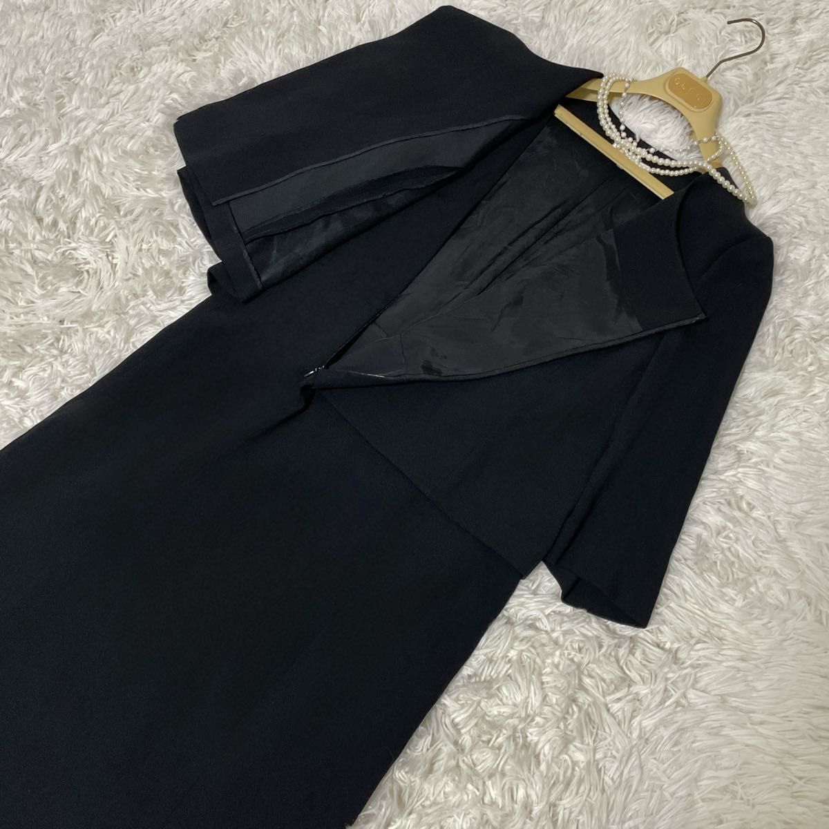ニナリッチ イギン 日本製 高級礼服 喪服 ジャケット一体型 ニナリッチ イギン 日本製 高級礼服 喪服 ジャケット一体型