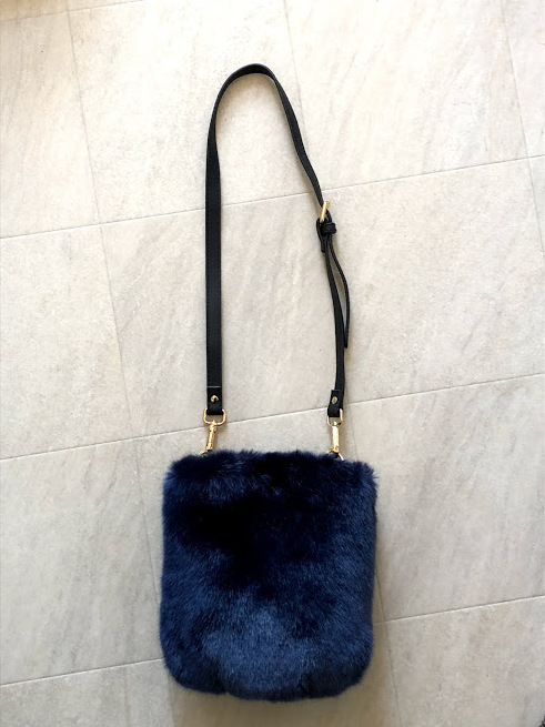 # super-discount #BARNYARDSTORM/ van yard storm # fake fur pochette / shoulder bag # navy 