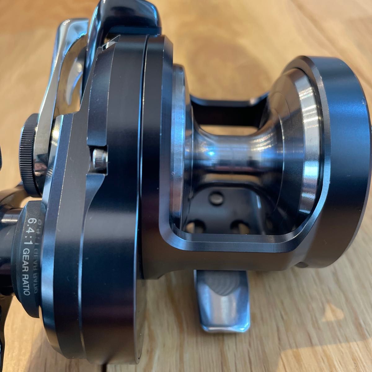 シマノ 19オシアジガーFカスタム 1500HG SHIMANO 右ハンドル シマノ 19オシアジガーFカスタム 1500HG SHIMANO 右ハンドル