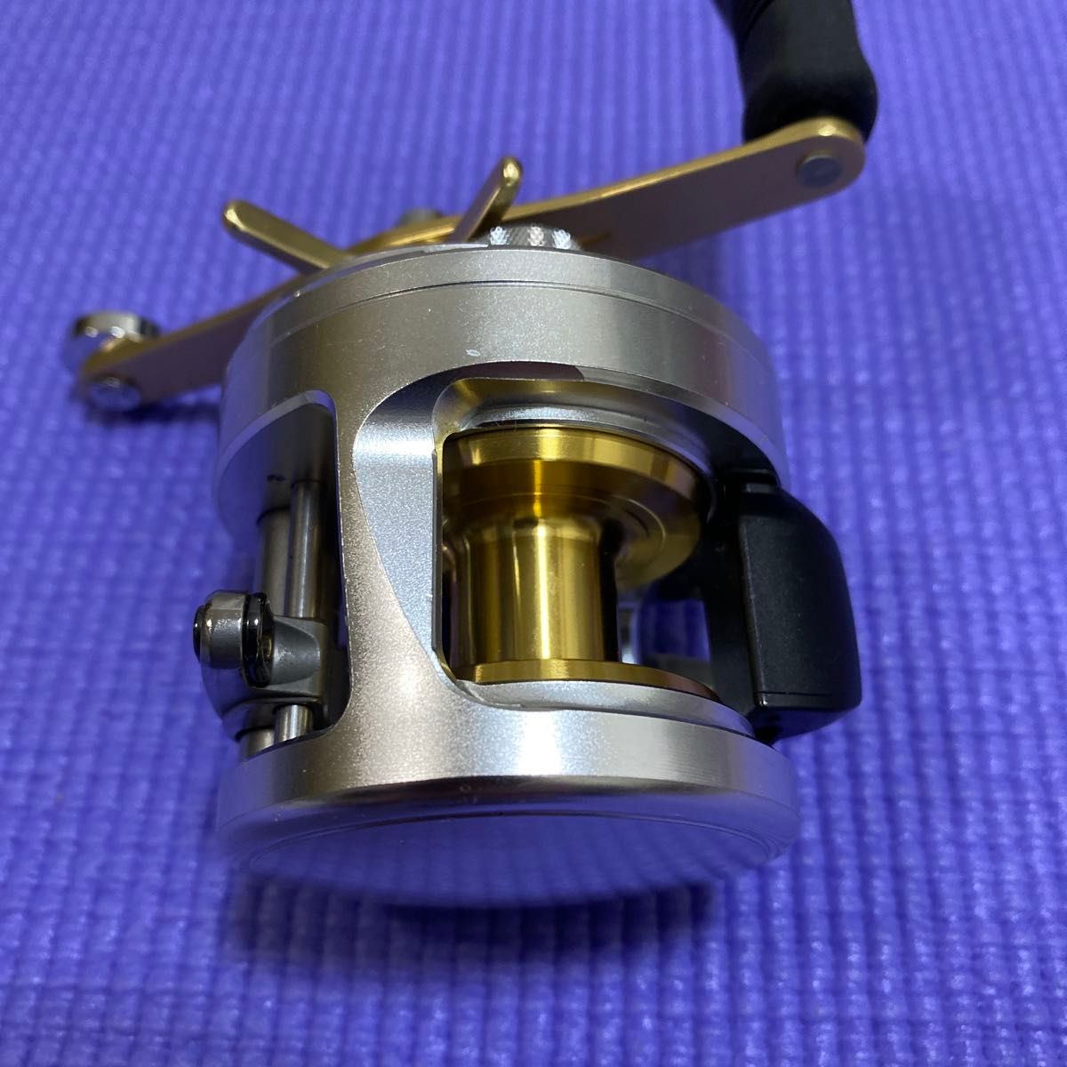 SHIMANO シマノ リール 12 カルカッタ 400F|Yahoo!フリマ(旧 SHIMANO シマノ リール 12 カルカッタ 400F|Yahoo!フリマ(旧