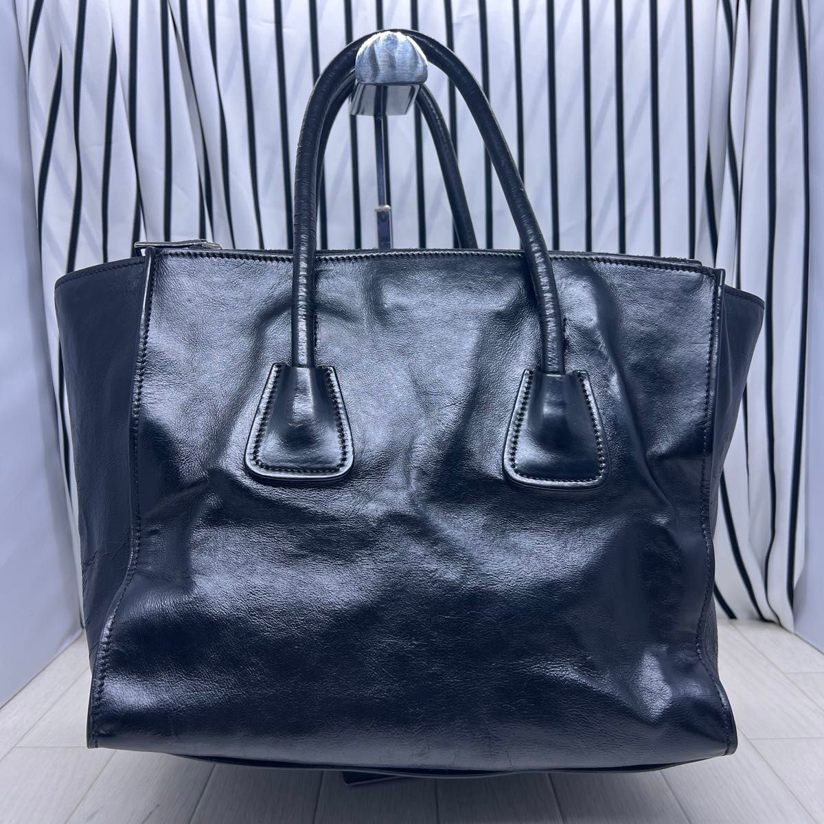 格安】PRADAプラダA4収納可能オールレザー2Way斜め掛け 格安】PRADAプラダA4収納可能オールレザー2Way斜め掛け