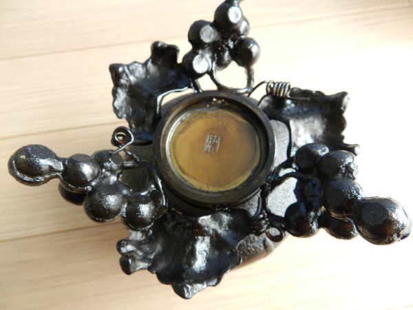 ◇高岡銅器 / 勝峰 作 蒲萄脚 /薄端 花器 花瓶 花生 ぶどう◇HS ◇高岡銅器 / 勝峰 作 蒲萄脚 /薄端 花器 花瓶 花生 ぶどう◇HS