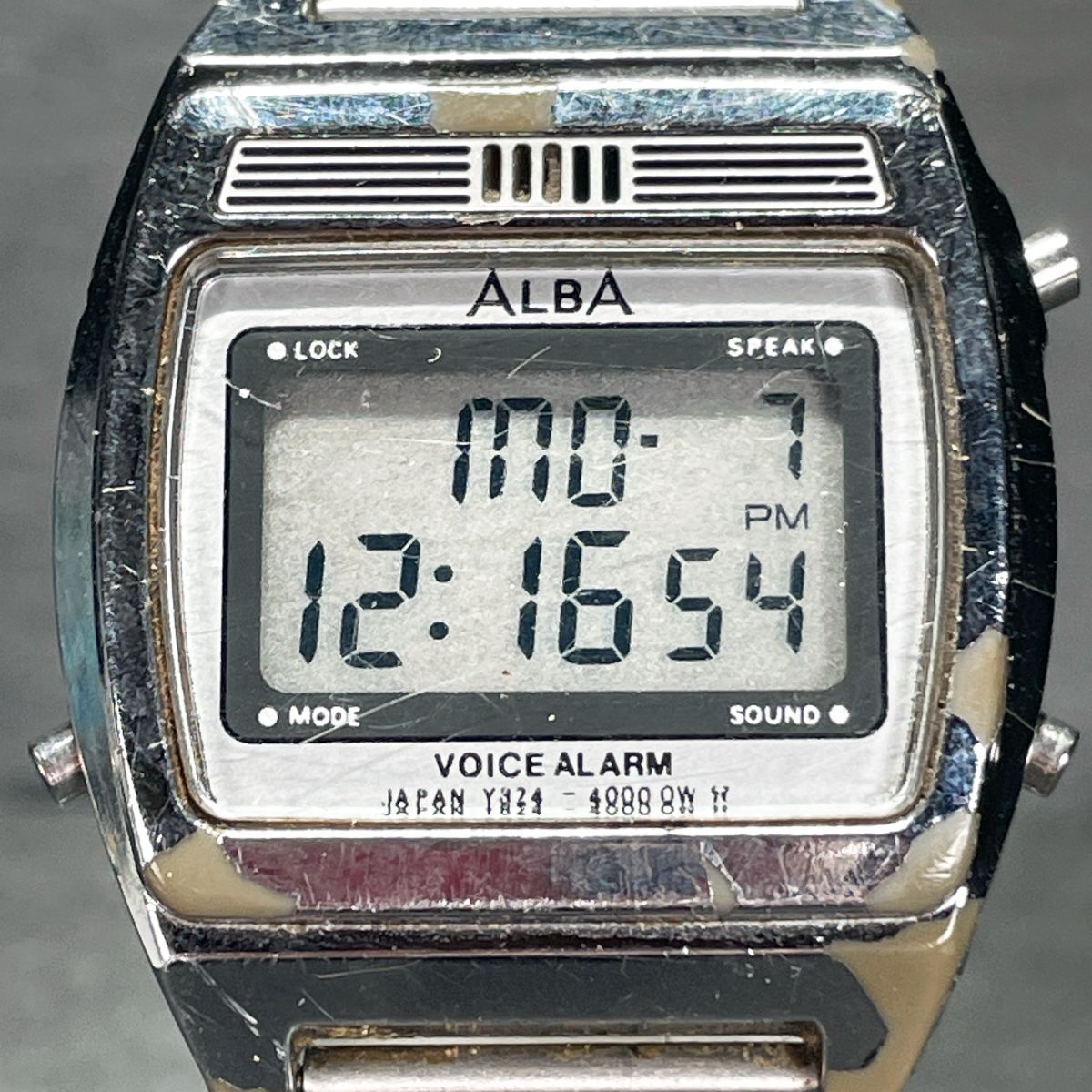 SEIKO セイコー ALBA アルバ VOICE ALARM Y824-4000 腕時計 SEIKO セイコー ALBA アルバ VOICE ALARM Y824-4000 腕時計