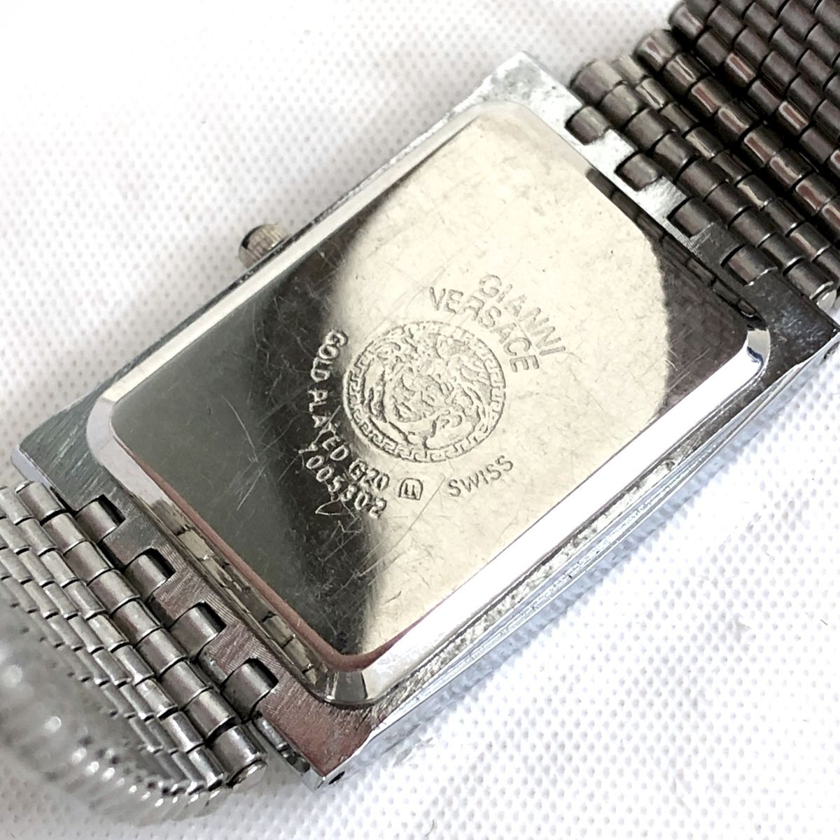VERSACE ヴェルサーチ 腕時計 7005302 クオーツ アナログ VERSACE ヴェルサーチ 腕時計 7005302 クオーツ アナログ