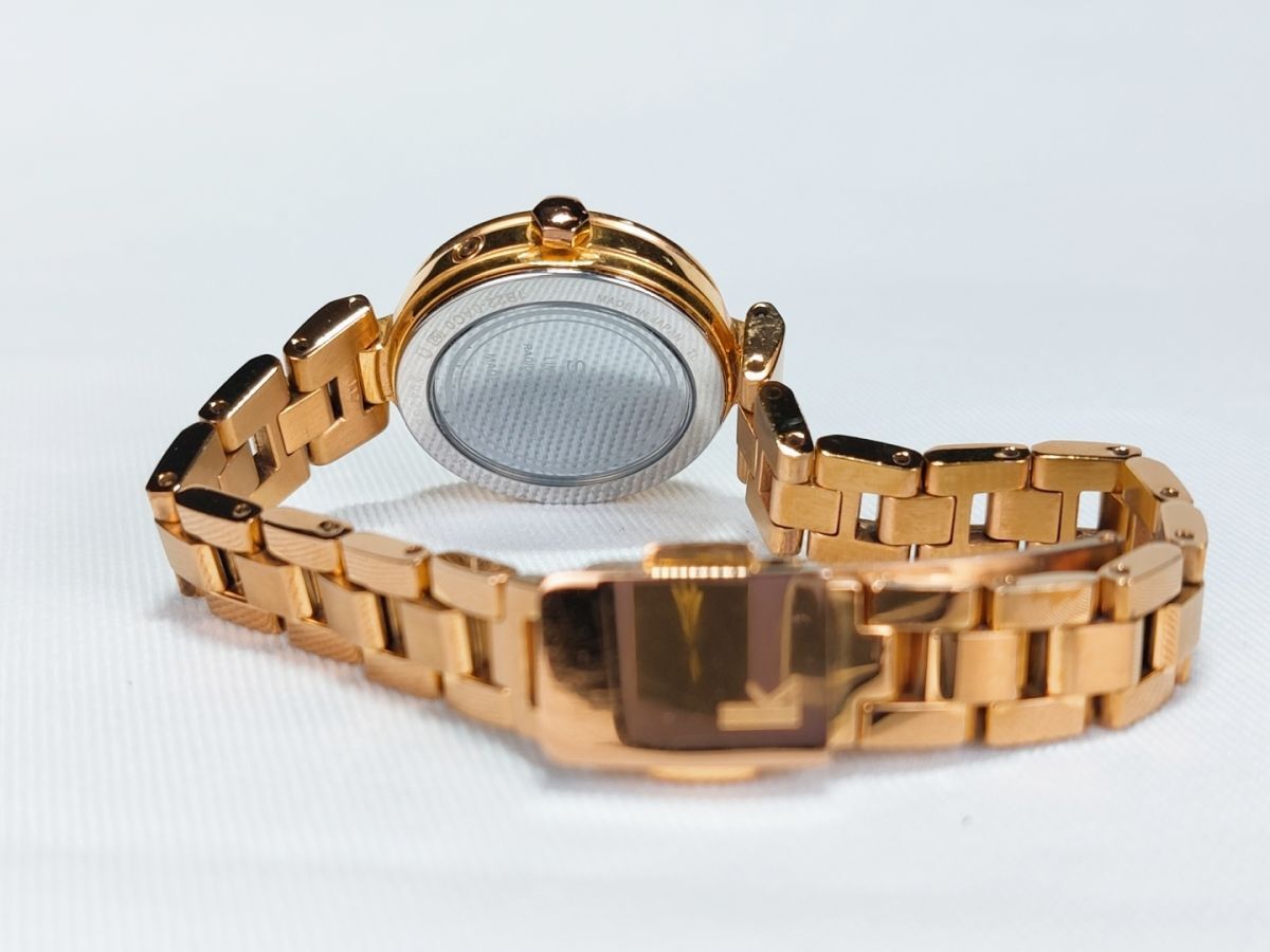 美品 SEIKO セイコー LUKIA ルキア 2012 クリスマス限定 腕時計 美品 SEIKO セイコー LUKIA ルキア 2012 クリスマス限定 腕時計