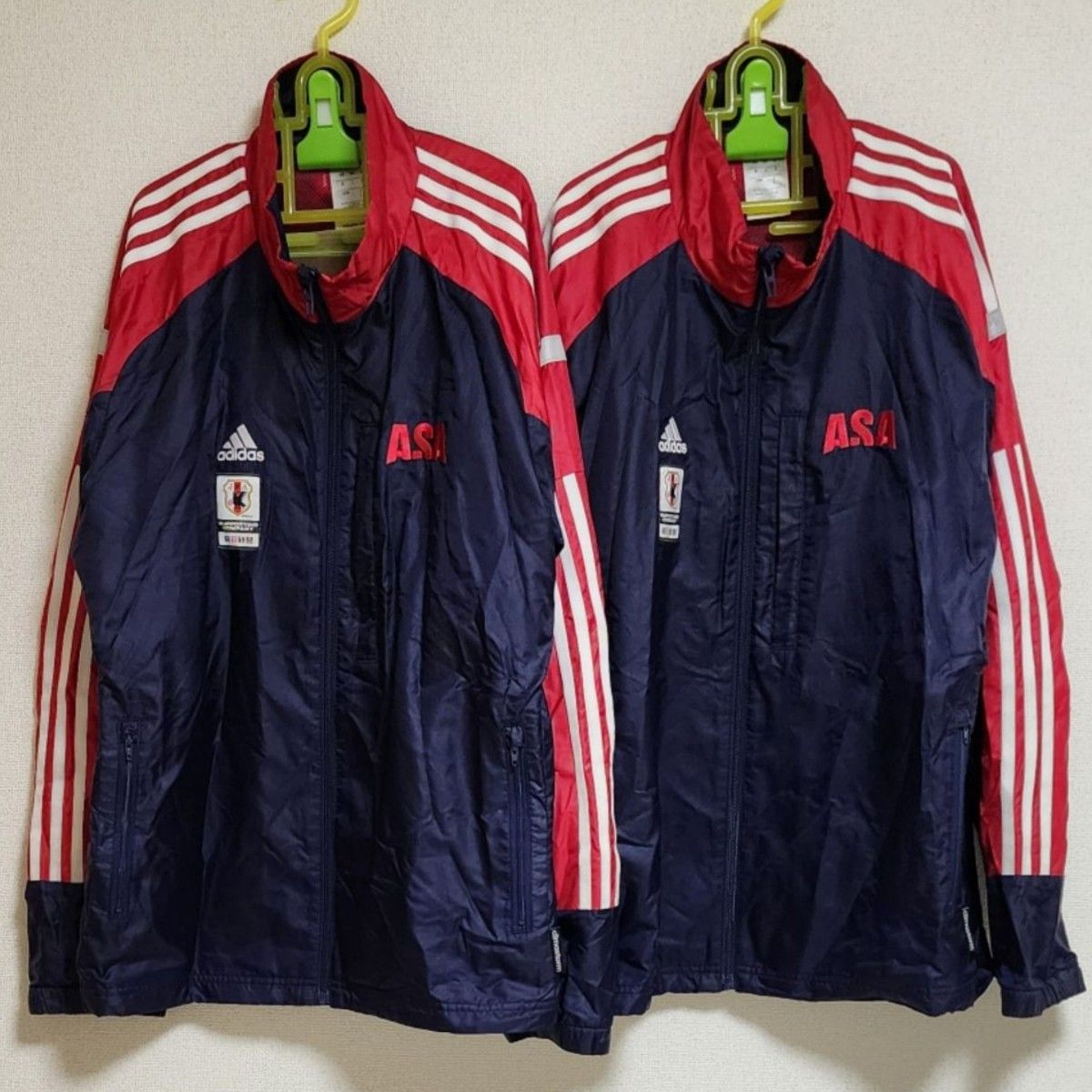 adidas JFA ウィンドブレーカー ナイロンジャケット 朝日 防寒着 adidas JFA ウィンドブレーカー ナイロンジャケット 朝日 防寒着