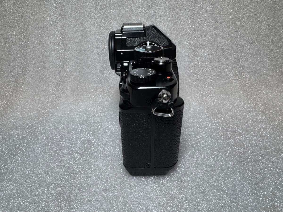 ミラーレスカメラ Nikon Zf(ボディ本体)箱・付属品ほか特典 ミラーレスカメラ Nikon Zf(ボディ本体)箱・付属品ほか特典