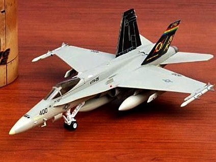 □即決ドラゴン1/72【F/A-18C ホーネットアメリカ海軍VFA-25