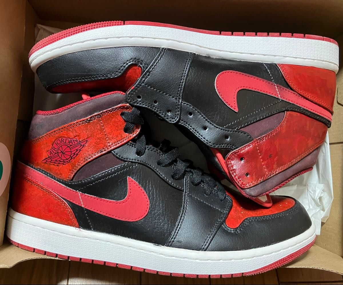 NIKE AIR JORDAN MID ジョーダン1 ネオブレッドカスタム BRED NIKE AIR JORDAN MID ジョーダン1 ネオブレッドカスタム BRED