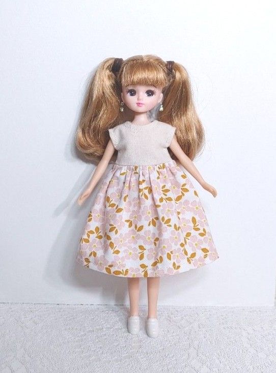 リカちゃん ハンドメイド ドール服 4点セット 現品限り お買い得 リカちゃん ハンドメイド ドール服 4点セット 現品限り お買い得