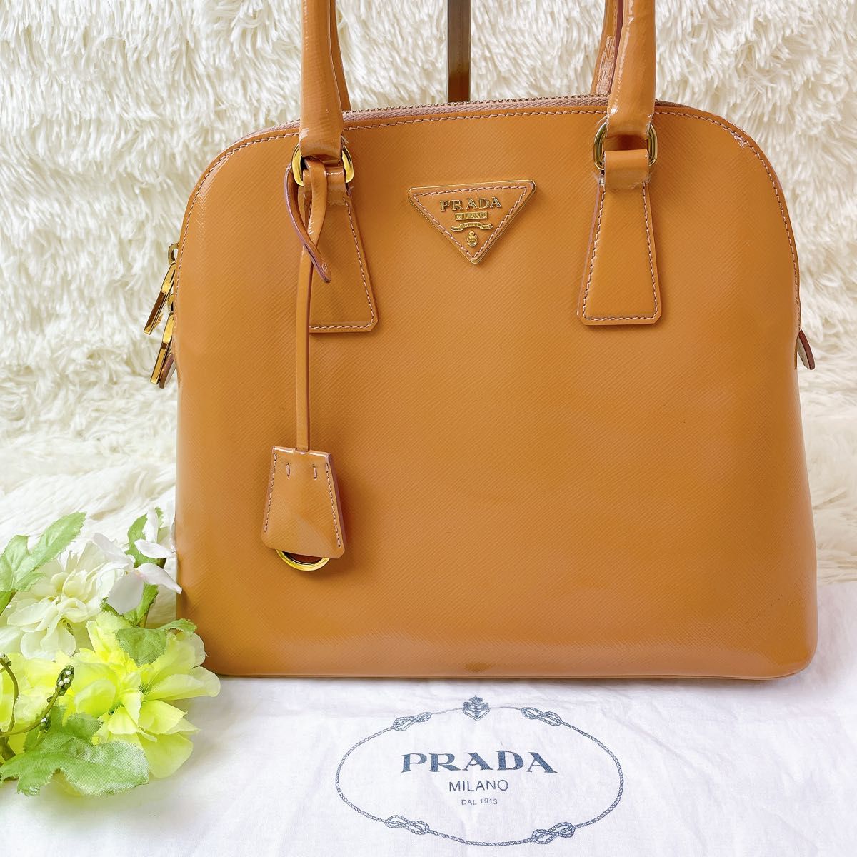 美品 プラダ PRADA サフィアーノ レザー ハンドバッグ キャメル 美品 プラダ PRADA サフィアーノ レザー ハンドバッグ キャメル
