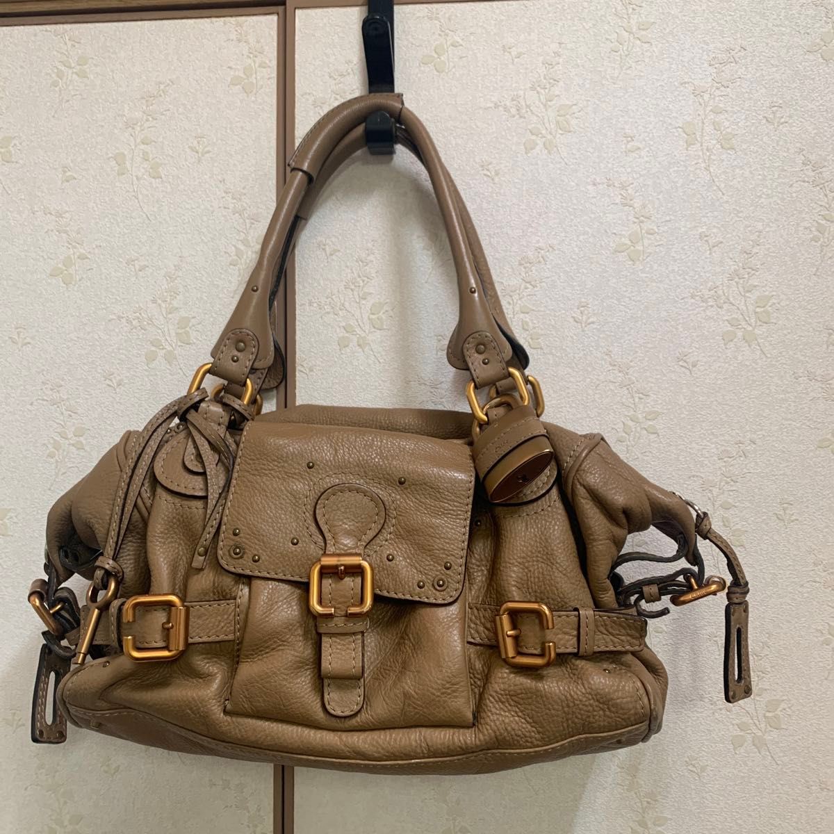 クロエ 特大パディントン 南京錠 Chloe ハンドバッグ レザー クロエ 特大パディントン 南京錠 Chloe ハンドバッグ レザー