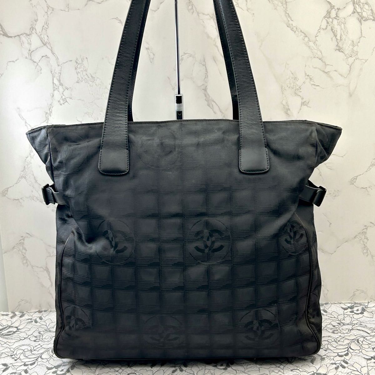 美品 CHANEL シャネル ニュートラベルライン トートバッグ GM 美品 CHANEL シャネル ニュートラベルライン トートバッグ GM