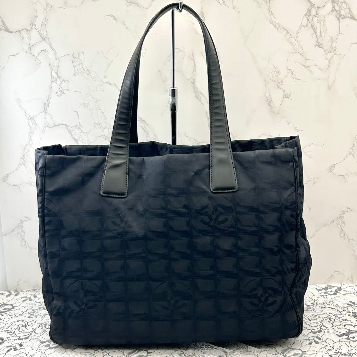 美品 CHANEL シャネル ニュートラベルライン トートバッグ MM 美品 CHANEL シャネル ニュートラベルライン トートバッグ MM
