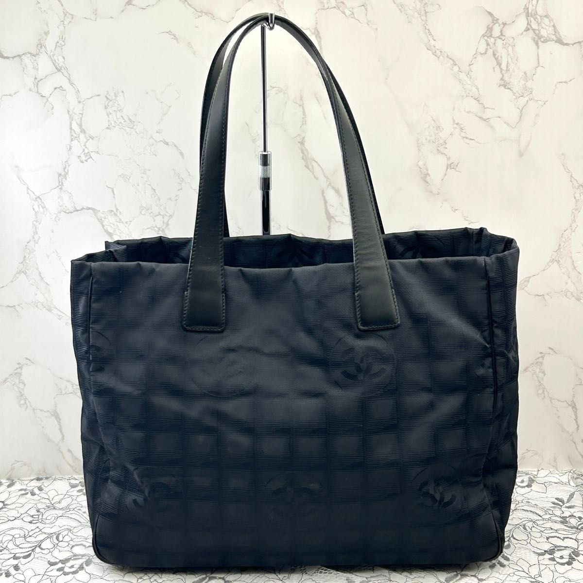 美品 CHANEL シャネル ニュートラベルライン トートバッグ MM 美品 CHANEL シャネル ニュートラベルライン トートバッグ MM