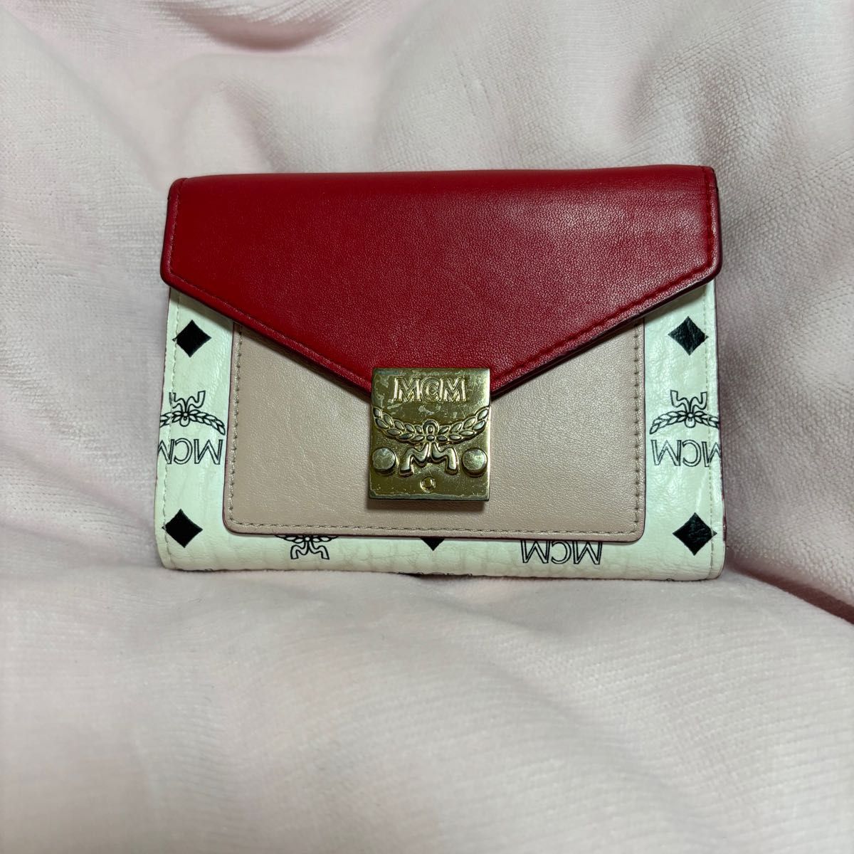 MCM 二つ折り財布 レッド/ホワイト|Yahoo!フリマ(旧PayPayフリマ) MCM 二つ折り財布 レッド/ホワイト|Yahoo!フリマ(旧PayPayフリマ)