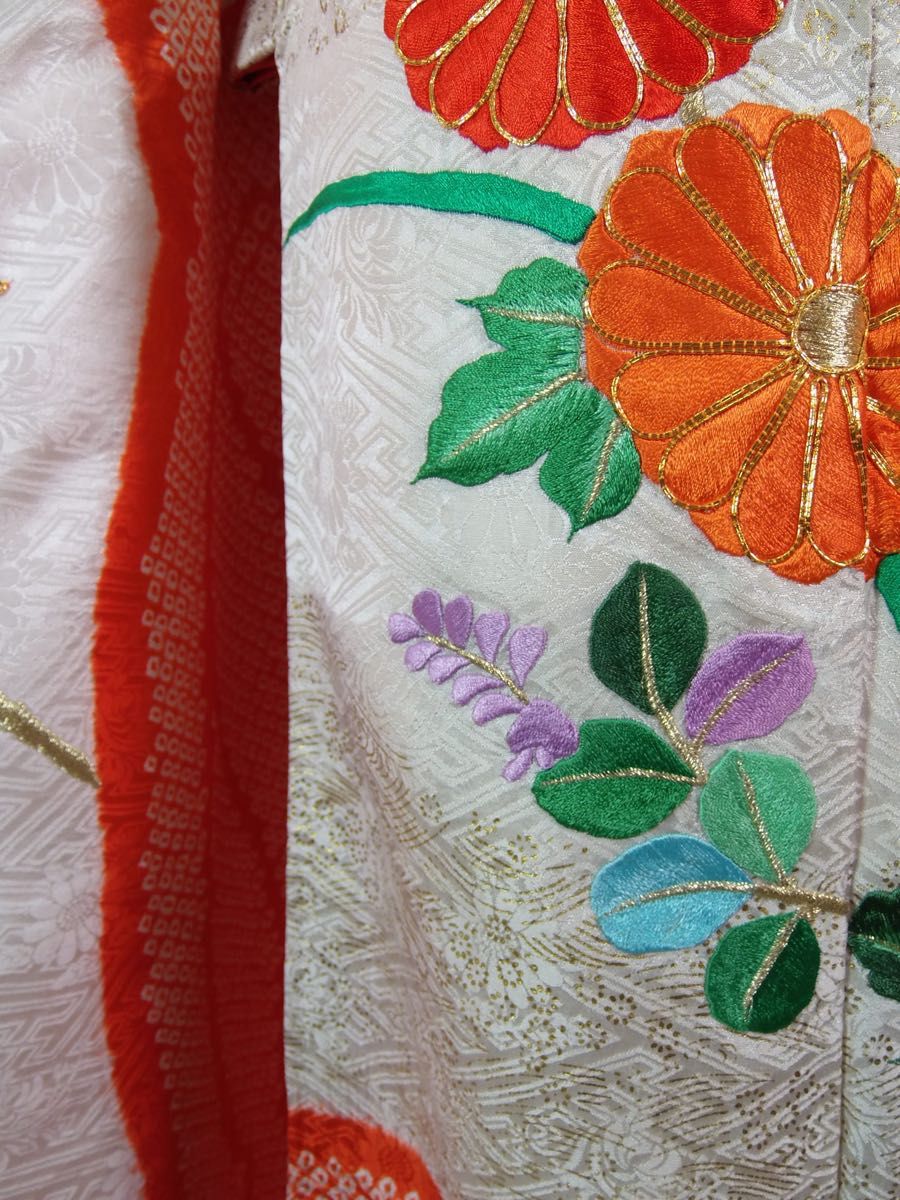 美品 振袖 鹿子絞り 花文様 金駒刺繍 日本刺繍 金彩 正絹 美品 振袖 鹿子絞り 花文様 金駒刺繍 日本刺繍 金彩 正絹