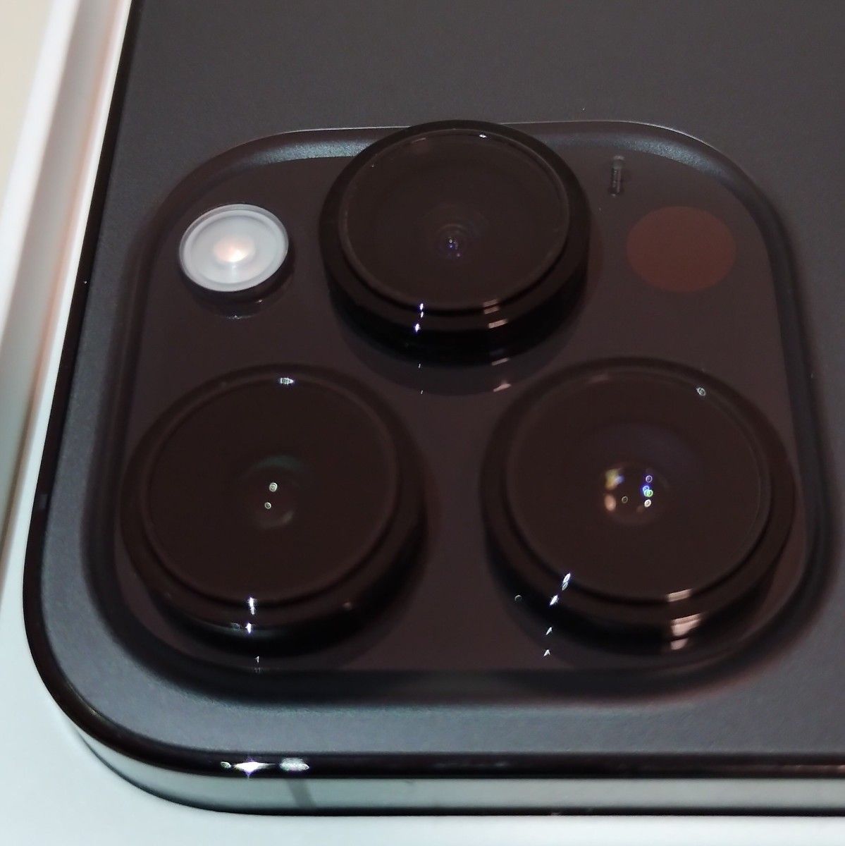 美品・純正電池100%】iPhone 14 Pro 128GB SIMフリー 店頭展示 美品・純正電池100%】iPhone 14 Pro 128GB SIMフリー 店頭展示
