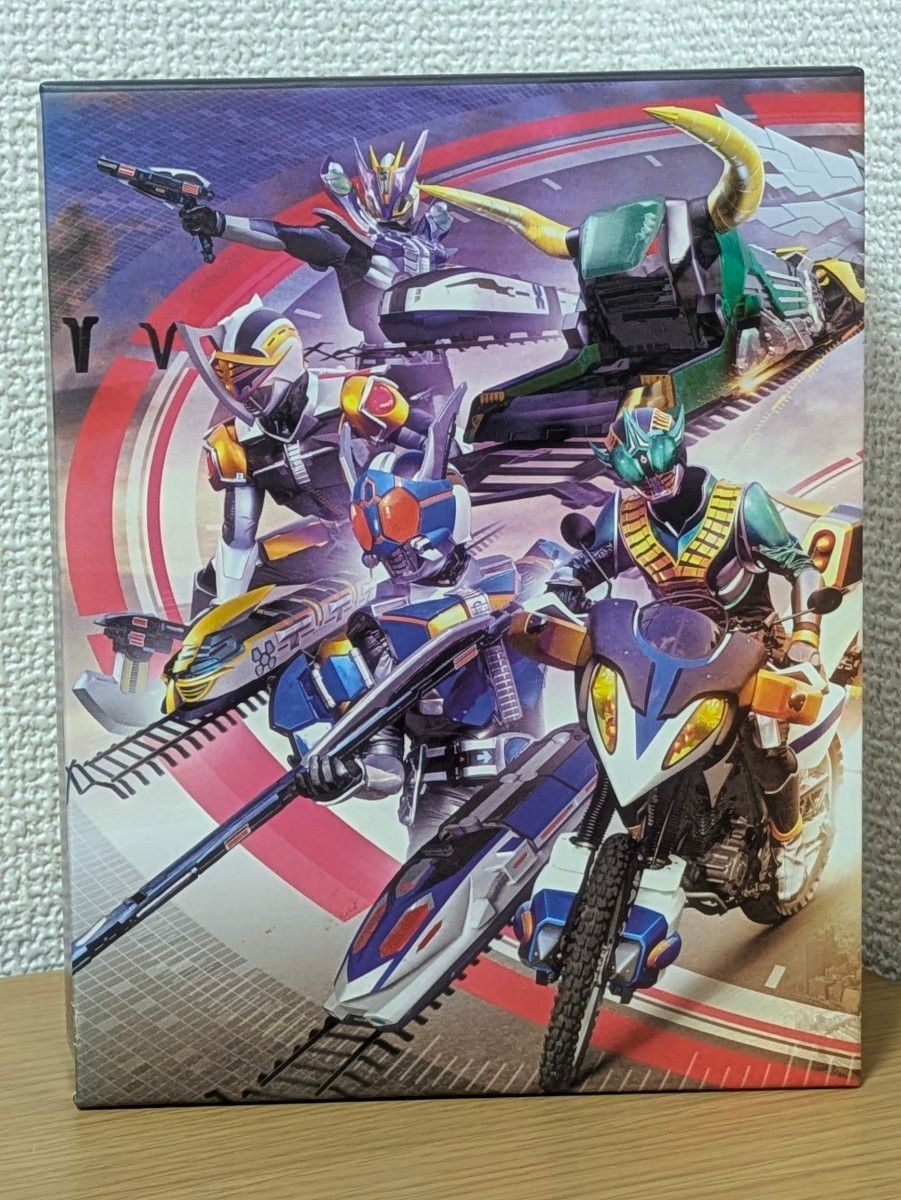 2巻セット】仮面ライダー電王 初回版 Blu-ray BOX グッズ 佐藤健 2巻セット】仮面ライダー電王 初回版 Blu-ray BOX グッズ 佐藤健