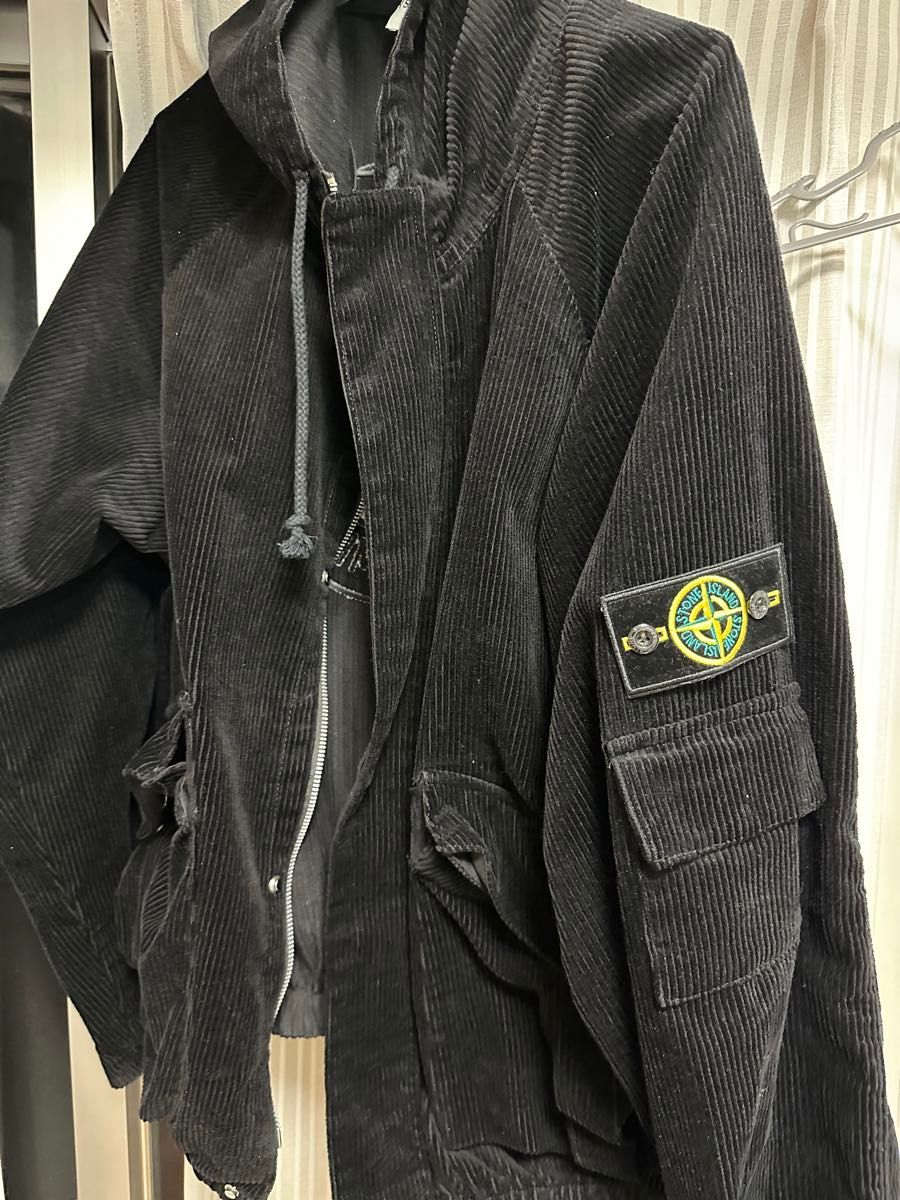 Supreme × Stone Island コラボ コーデュロイ ジャケット 黒 Supreme × Stone Island コラボ コーデュロイ ジャケット 黒