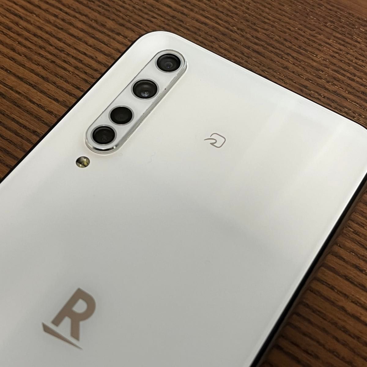美品 Rakuten Big 128GB ZR01 ホワイト スマホ 本体|Yahoo 美品 Rakuten Big 128GB ZR01 ホワイト スマホ 本体|Yahoo