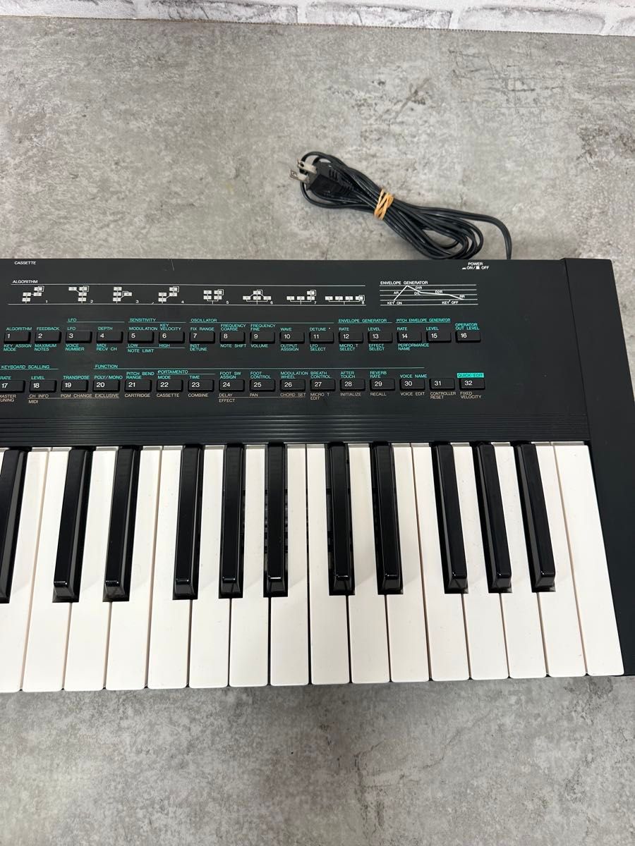 ヤマハ V2 デジタル シンセサイザー キーボード 作曲 鍵盤楽器 ヤマハ V2 デジタル シンセサイザー キーボード 作曲 鍵盤楽器