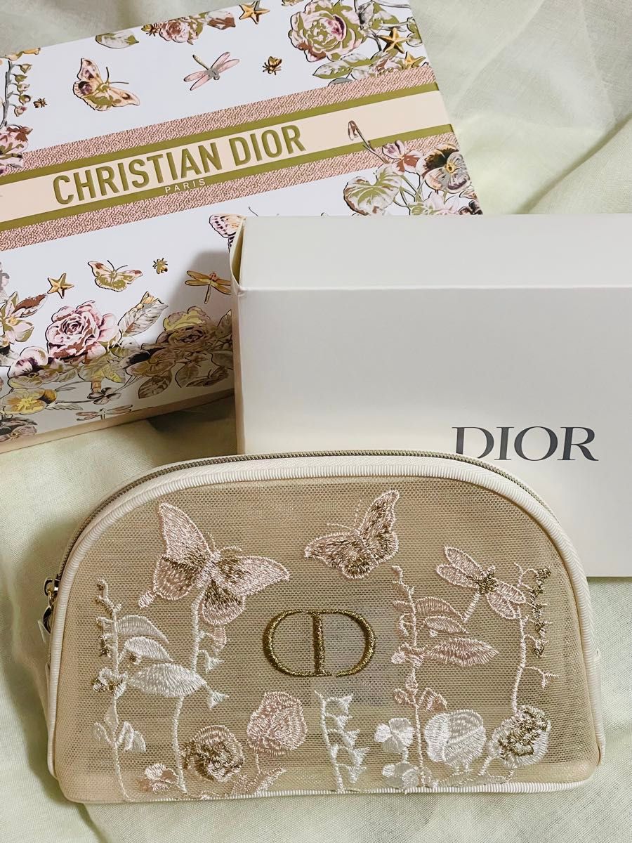 Dior マザーズデイ ディオール オリジナル 刺繍ポーチ ポーチ Dior マザーズデイ ディオール オリジナル 刺繍ポーチ ポーチ
