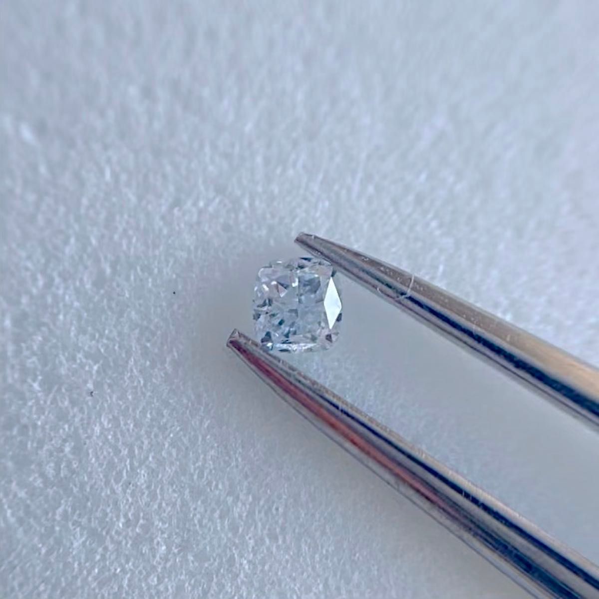 0.068ct VVS-2 天然ブルーダイヤモンドルース BLUE