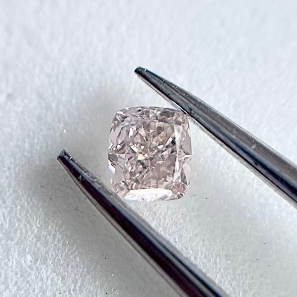 0.201ct VS-1 天然ピンクダイヤモンドルース LIGHT PINK