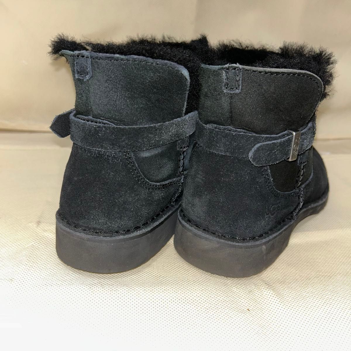 UGG ムートンブーツ ブラック 24cm|Yahoo!フリマ(旧PayPayフリマ) UGG ムートンブーツ ブラック 24cm|Yahoo!フリマ(旧PayPayフリマ)