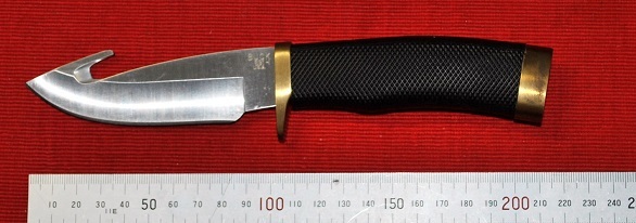 数量は多い No.691BK BUCK-USA Blade:10.5cm・ガットフック・黒樹脂柄