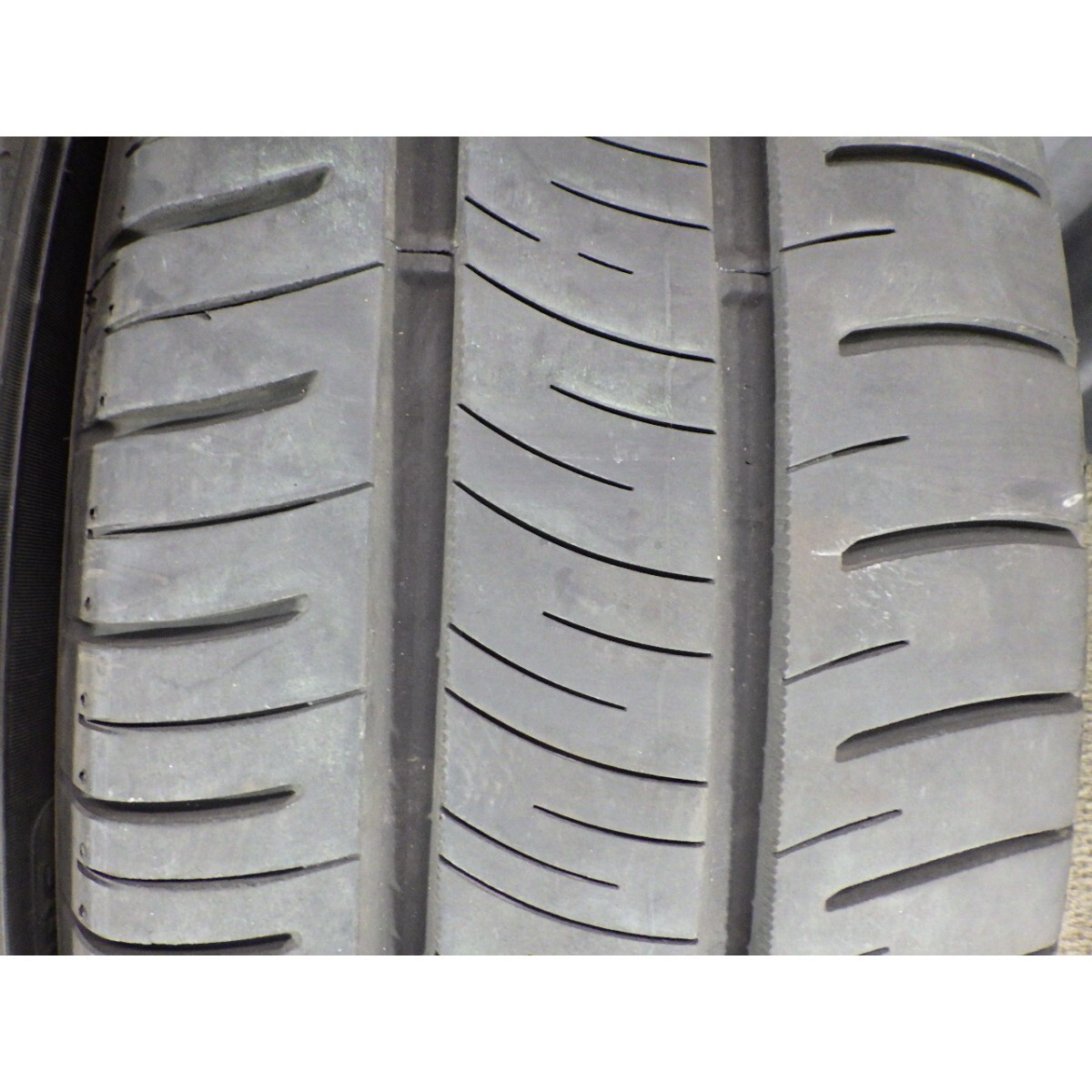 ダンロップ ENASAVE RV505 205/60R16 4本SET◎2023年製8~9分山 ダンロップ ENASAVE RV505 205/60R16 4本SET◎2023年製8~9分山