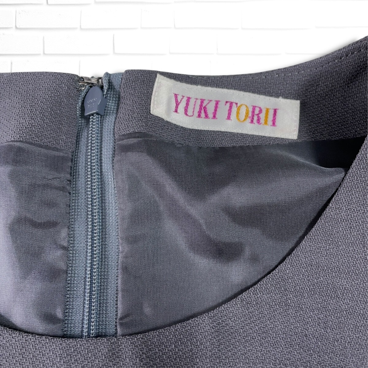 美品 YUKI TORII ユキトリイ 半袖 ロング ワンピース グレー 美品 YUKI TORII ユキトリイ 半袖 ロング ワンピース グレー