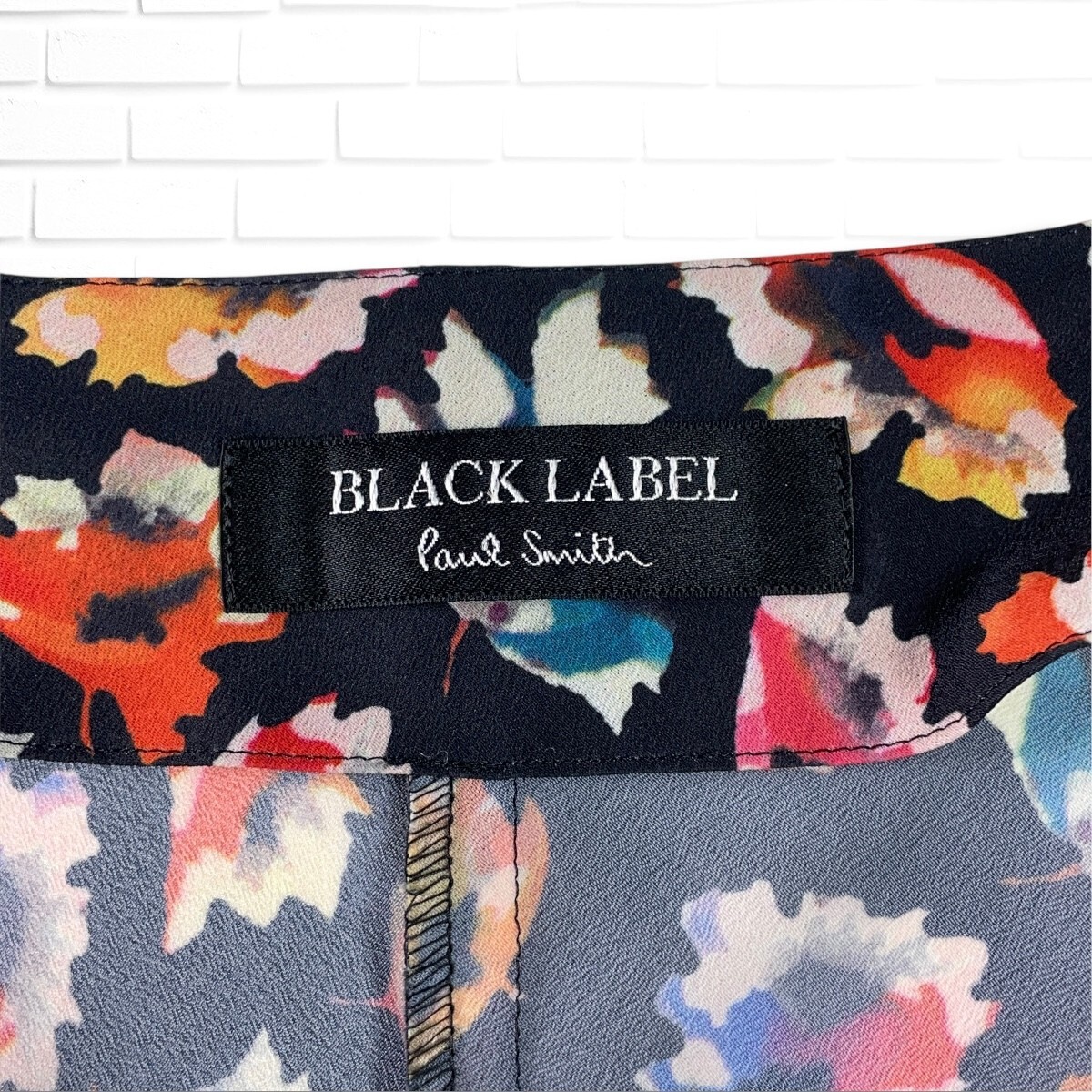 美品 Paul Smith BLACK LABEL ポールスミス ブラックレーベル 花 美品 Paul Smith BLACK LABEL ポールスミス ブラックレーベル 花