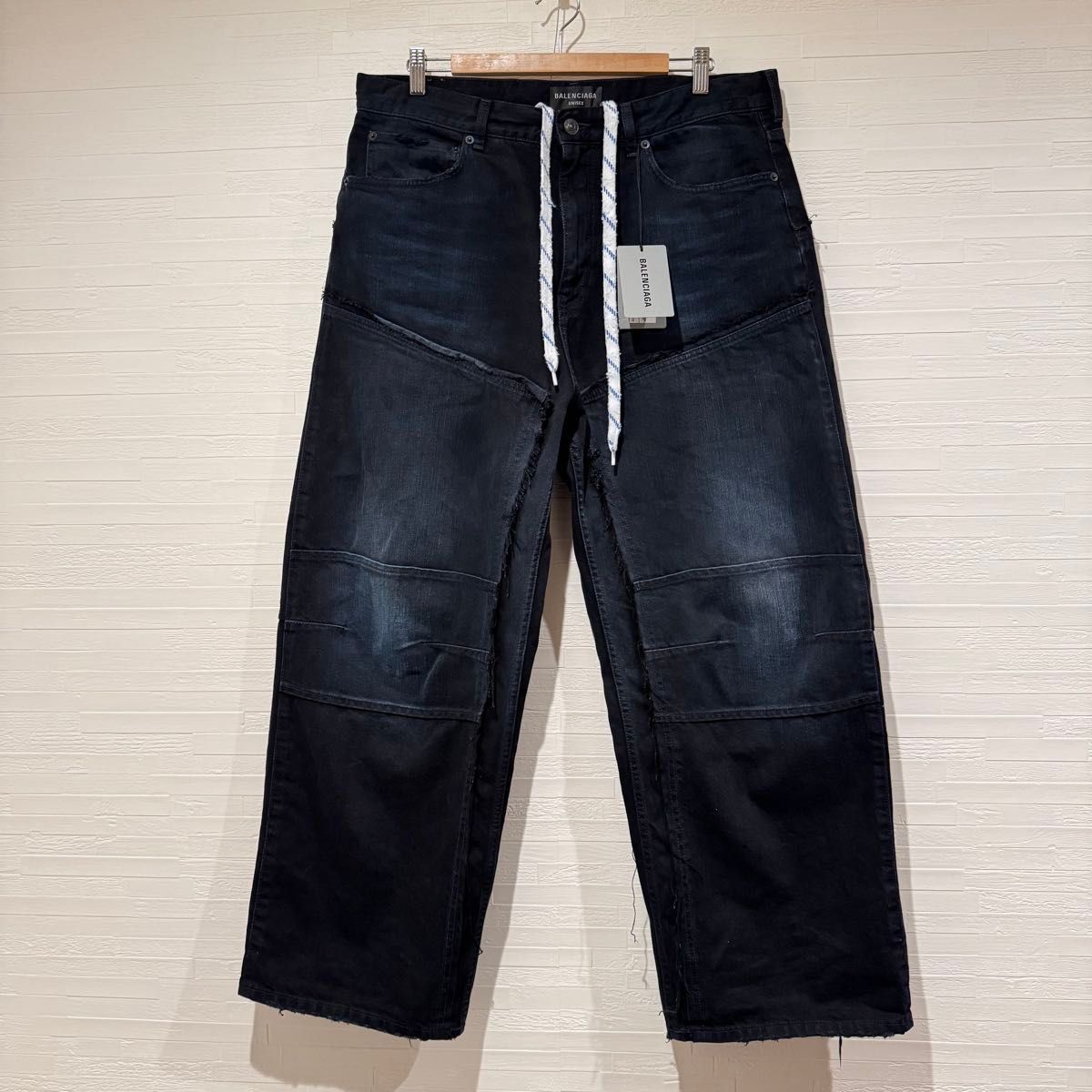 新品 バレンシアガ ダブルニー デニムパンツ BALENCIAGA Double 新品 バレンシアガ ダブルニー デニムパンツ BALENCIAGA Double