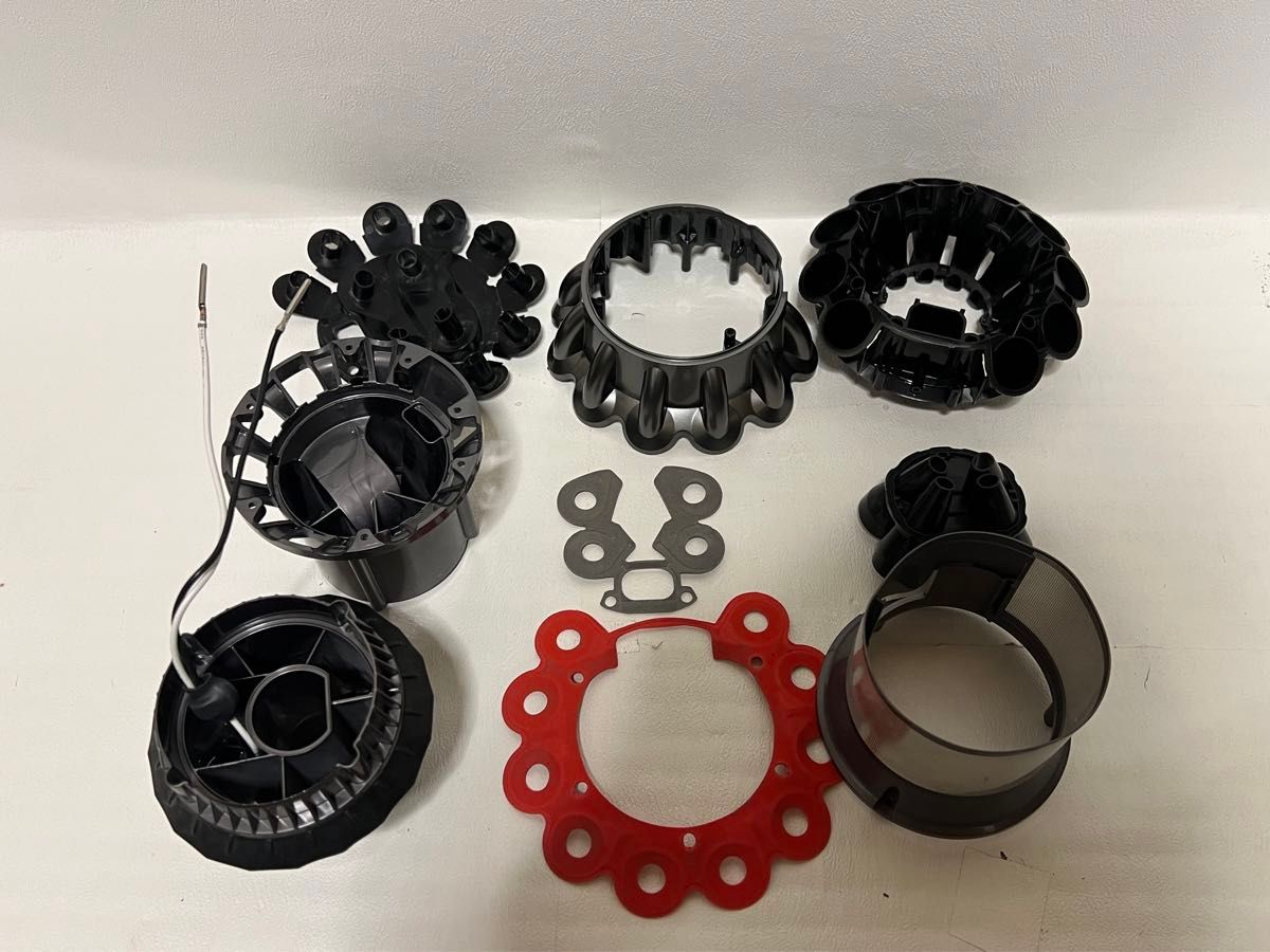 動作品&バッテリー劣化無し】ダイソン掃除機 dyson sv12 V10 動作品&バッテリー劣化無し】ダイソン掃除機 dyson sv12 V10