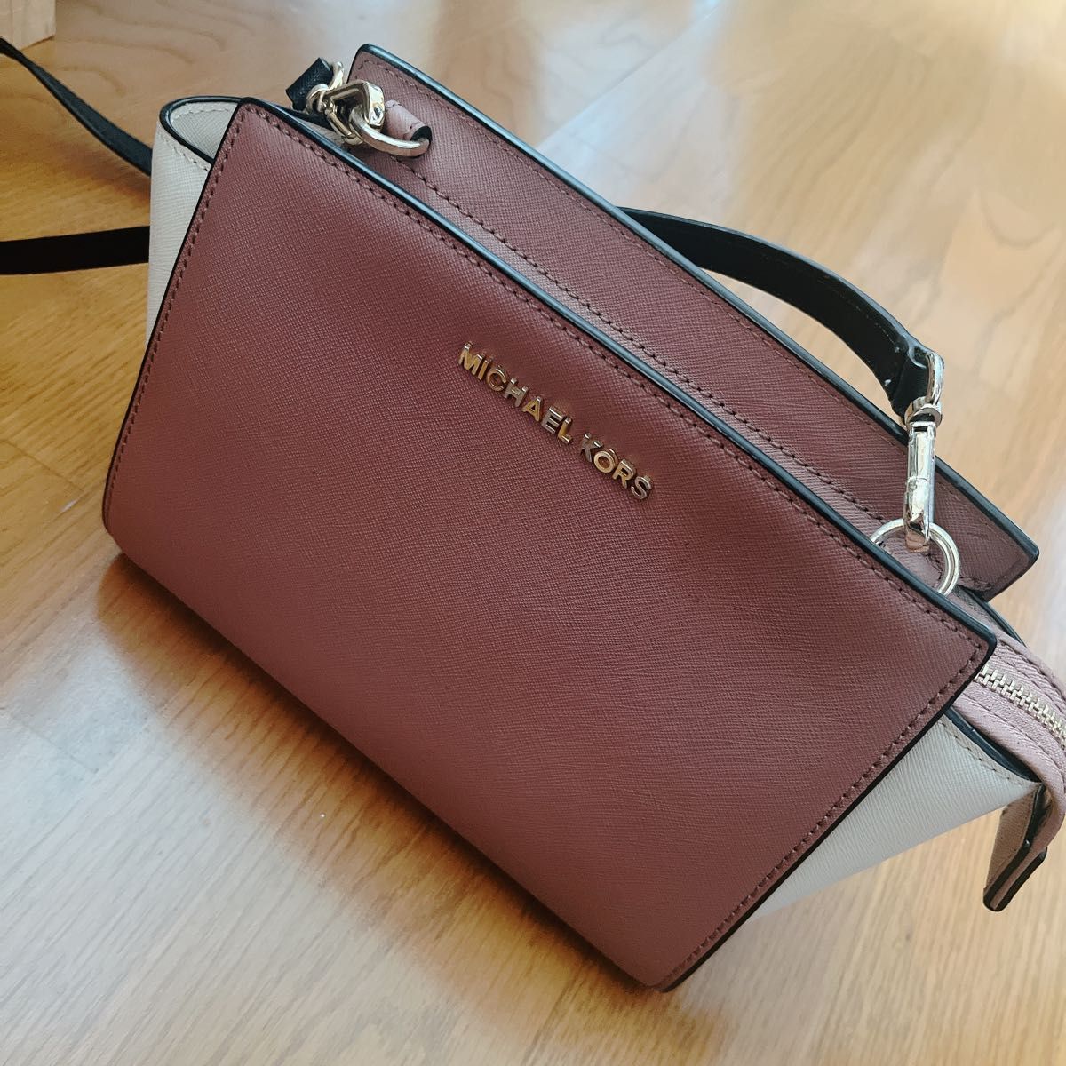 MICHAEL KORS ショルダーバッグ ピンクベージュ|Yahoo!フリマ MICHAEL KORS ショルダーバッグ ピンクベージュ|Yahoo!フリマ