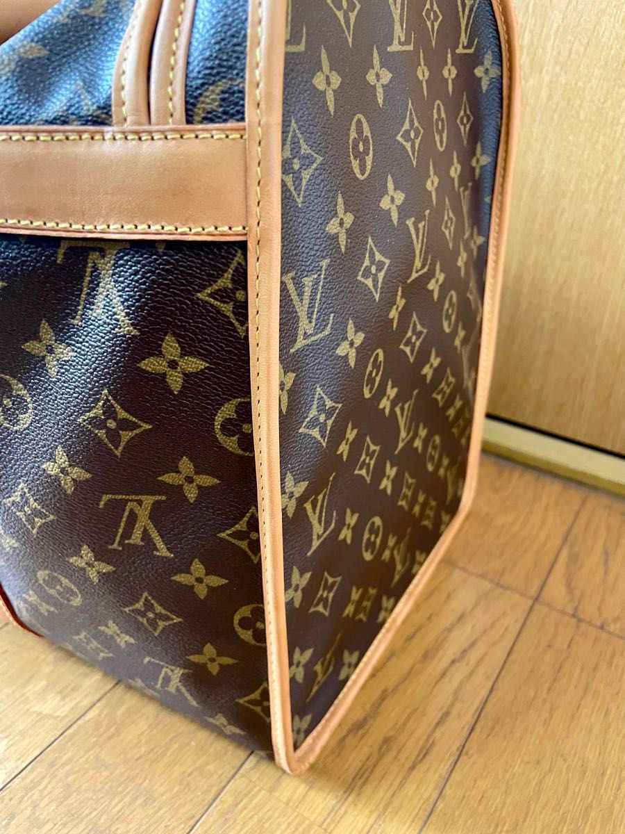 LOUIS VUITTON ドッグキャリー ルイヴィトン サックシャン50 犬 LOUIS VUITTON ドッグキャリー ルイヴィトン サックシャン50 犬