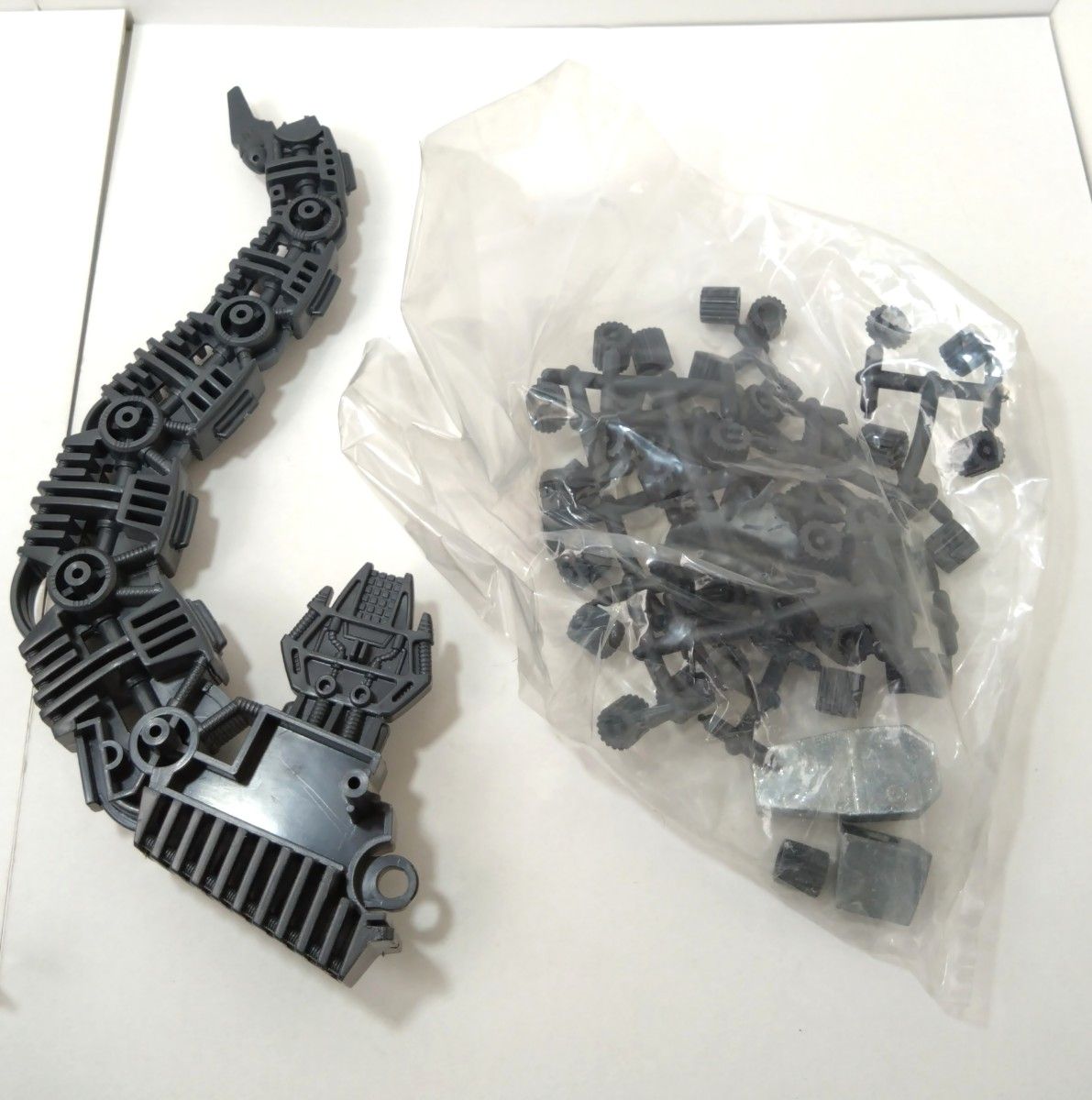 当時物 内袋未開封未組立完品 ゴジュラス 旧ゾイド 未組立 当時物 内袋未開封未組立完品 ゴジュラス 旧ゾイド 未組立