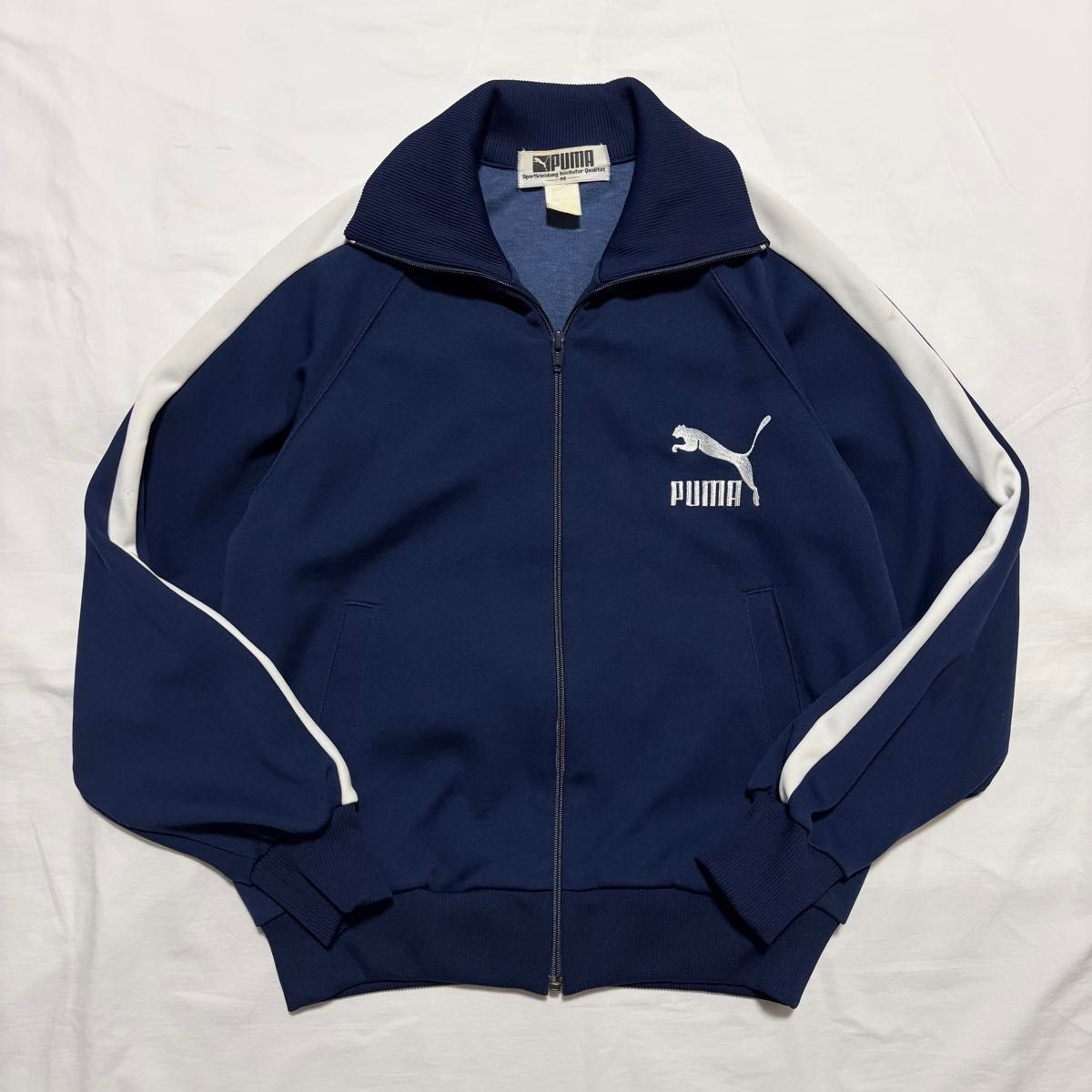 80s PUMA トラックジャケット ロゴ 刺繍 ジャージ あいみょん 着 80s PUMA トラックジャケット ロゴ 刺繍 ジャージ あいみょん 着
