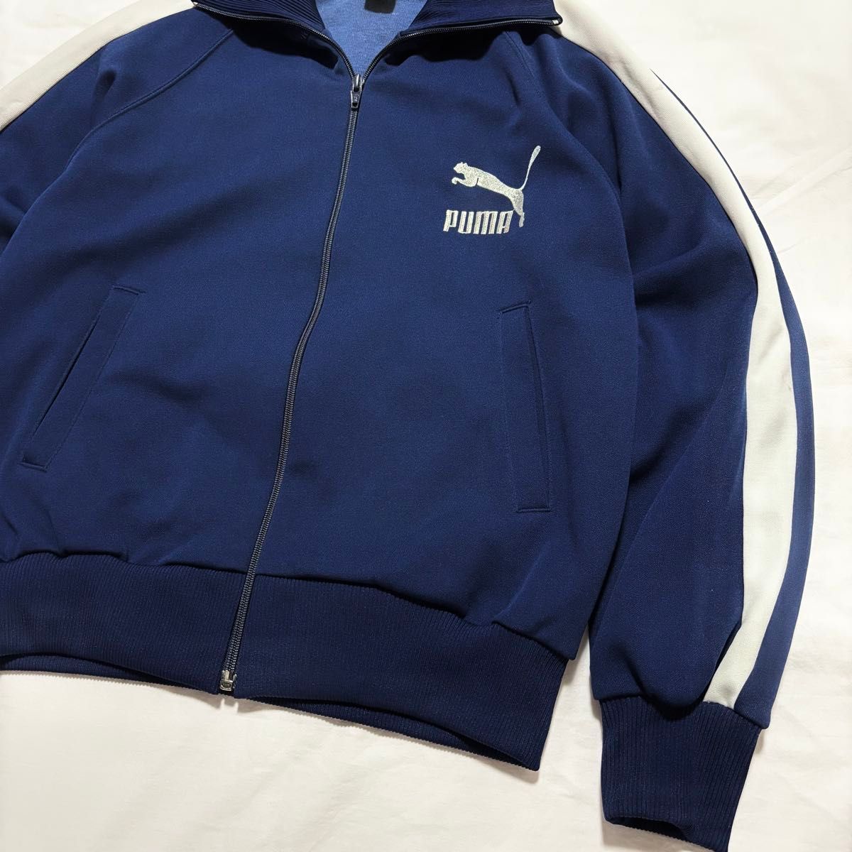 80s PUMA トラックジャケット ロゴ 刺繍 ジャージ あいみょん 着 80s PUMA トラックジャケット ロゴ 刺繍 ジャージ あいみょん 着