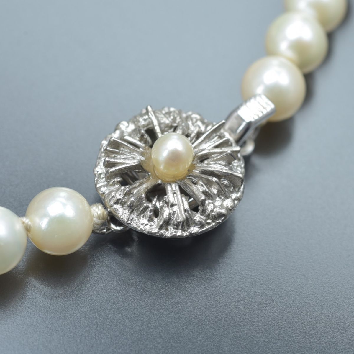 最新最全のをすべて 美品 本真珠 パール ネックレス パール幅6.7mm 重さ29g 長さ41.5 アコヤ真珠